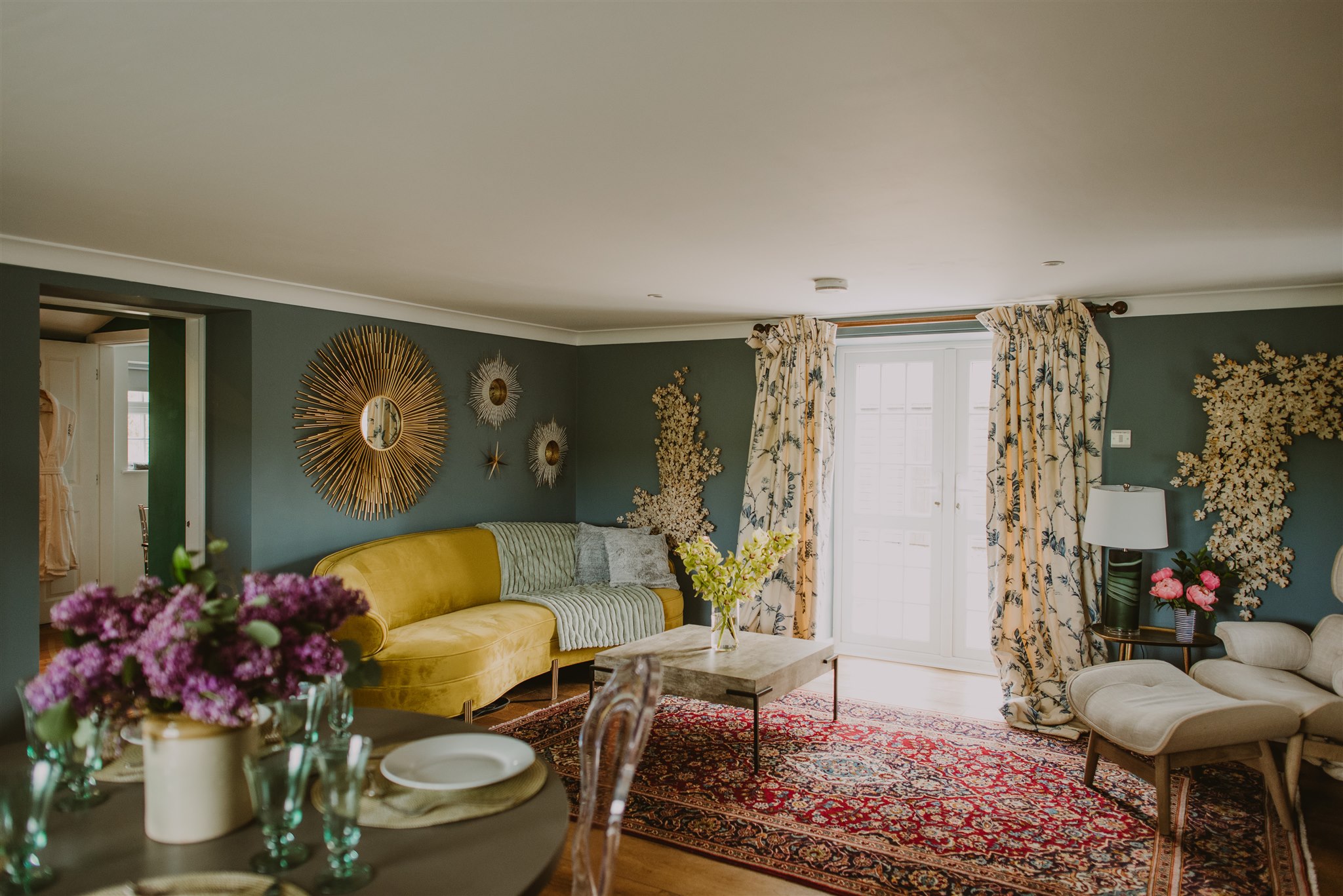 Harriet-Lodestar-Lodge-livingroom